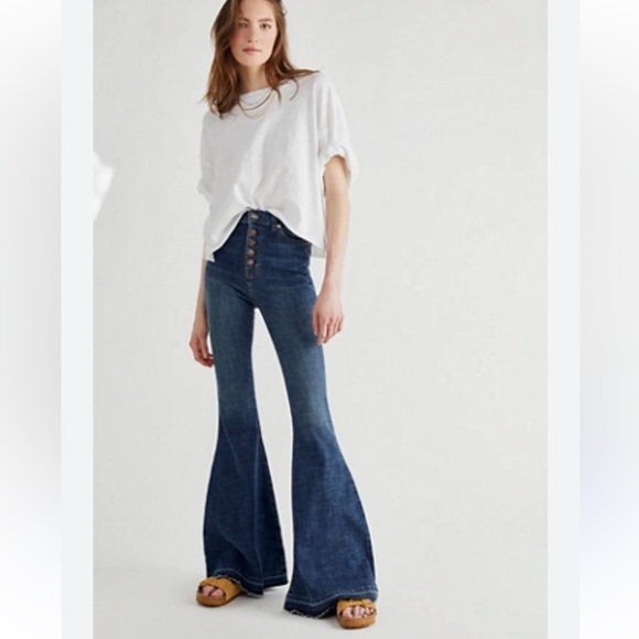 Free People Irreplaceable Dark Blue Flare Jeans | 29 - Picture 1 of 6